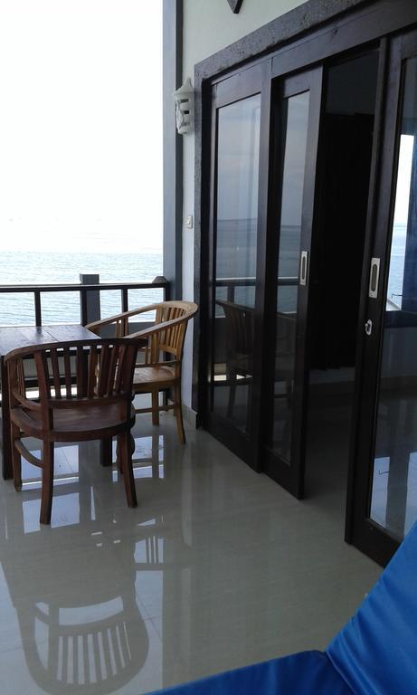 Kadek Homestay Амед Экстерьер фото
